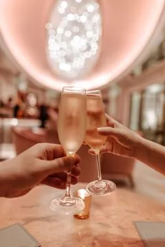 Camellias — Wine Bar restaurant in Charleston