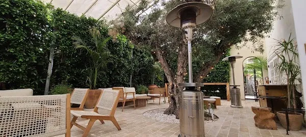 Cara Los Feliz — Californian restaurant in Los Angeles