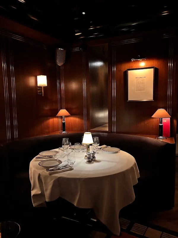 Cherry Paris — Italian restaurant in Paris
