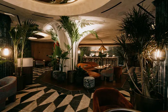 Chez Zou — Cocktail Bar restaurant in New York