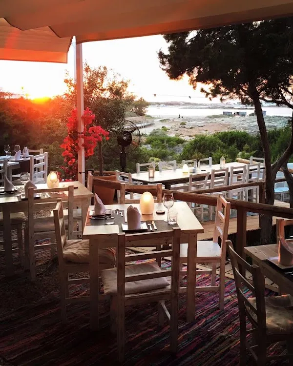 Chezz Gerdi Formentera — International restaurant in Formentera