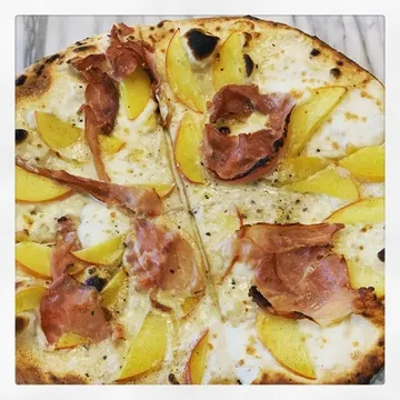 Chuckie Pie's — Pizza restaurant in Portland