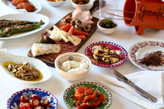 Cicala at the Divine Lorraine — Italian restaurant in Philadelphia