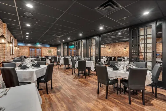 Clarizio's Italian Ristorante — Italian restaurant in Freehold