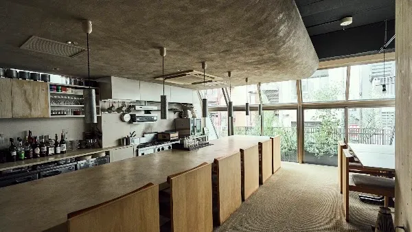 cocon — French restaurant in Tokyo