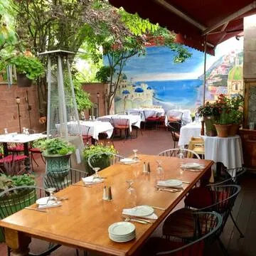 Crabtree's Restaurant — Mediterranean restaurant in Floral Park