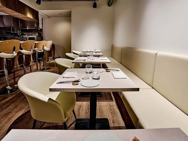 CREATERNA — French restaurant in Tokyo