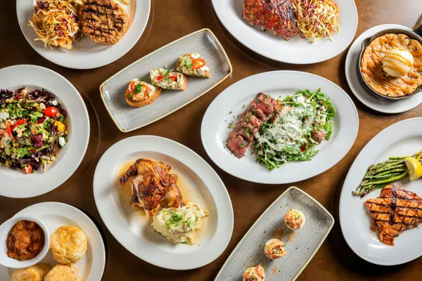 Crosby's Kitchen - Niles — Woodfired American restaurant in Niles