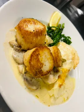 Curly’s Grille — American restaurant in Buffalo