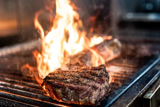 CUTS Steakhouse — Steakhouse restaurant in Turlock