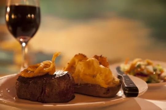 Damon's Steakhouse — Steakhouse restaurant in Los Angeles