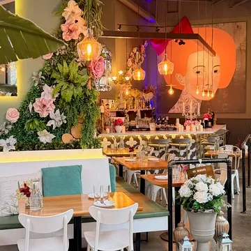 Di Fiora — Fusion restaurant in Seattle
