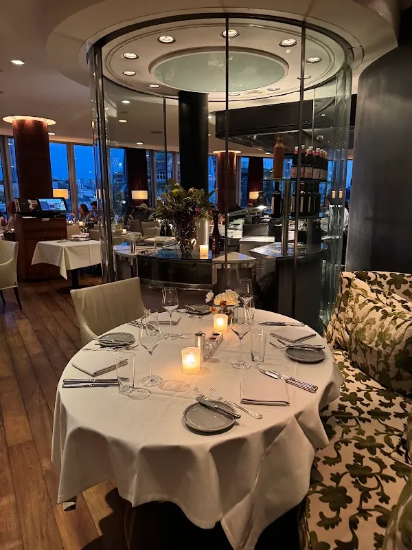 DO & CO Restaurant Stephansplatz — Austrian restaurant in Wien