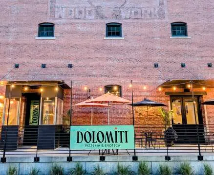 Dolomiti Pizzeria & Enoteca — Pizza restaurant in Omaha