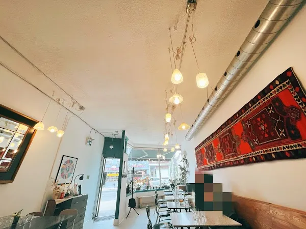 Donna's — Bistro restaurant in Toronto
