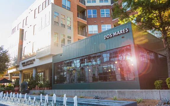 Dos Mares — Seafood restaurant in Fort Worth