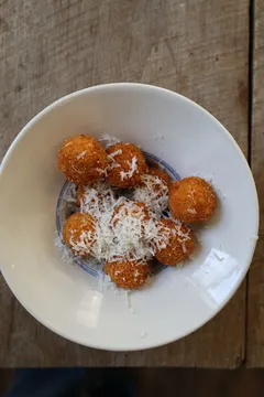 DSB Provisions — Italian restaurant in Maryville