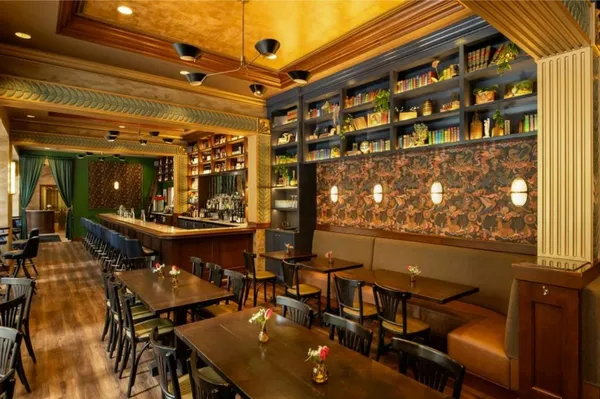 Eaves — European restaurant in Chicago