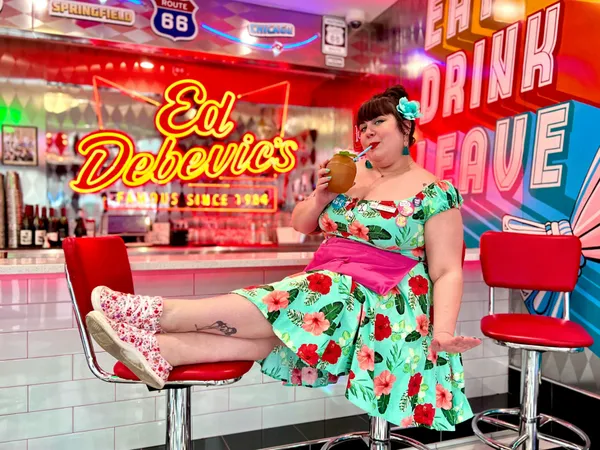 Ed Debevic's — American restaurant in Chicago