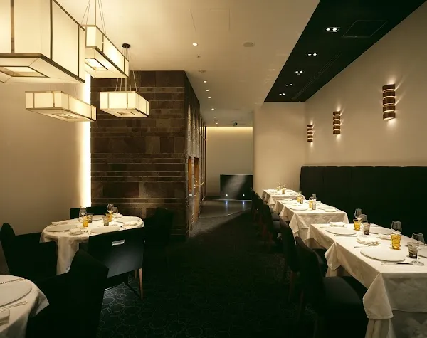 ÉdiTioN Koji Shimomura — French restaurant in Tokyo