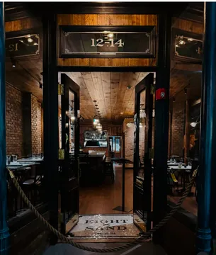 Eight X Sand — New American restaurant in Warwick