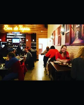 El Mercat Bar de Tapas — Spanish restaurant in Rockville