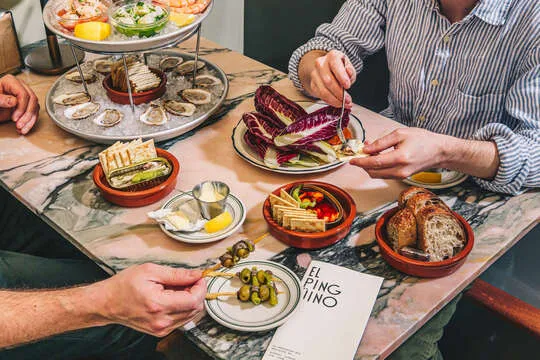 El Pingüino — Seafood restaurant in New York
