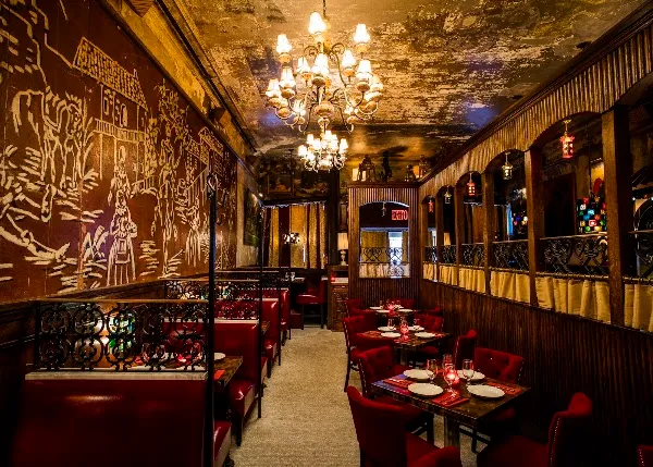 El Quijote — Spanish restaurant in New York