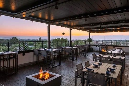 Elderwood — American restaurant in Fresno