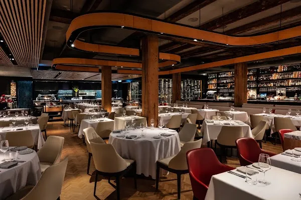 Elisa — Steakhouse restaurant in Vancouver