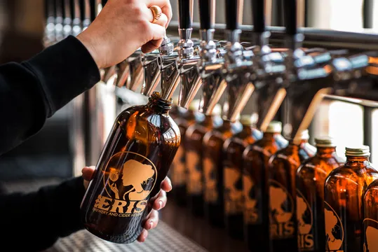 ERIS Brewery & Cider House — American restaurant in Chicago