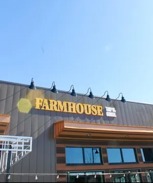 Farmhouse Tap & Grill - Williston — American restaurant in Williston