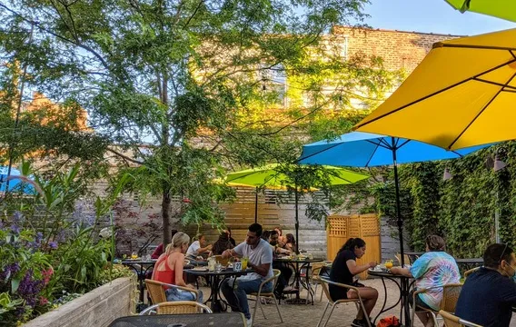 Fiya — Middle Eastern restaurant in Chicago