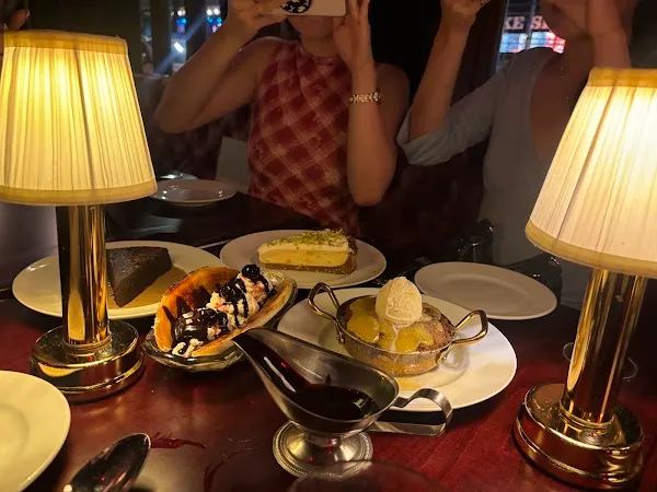 Floradora — American restaurant in New York