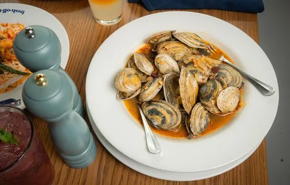 Ford's Fish Shack - Lansdowne — American restaurant in Leesburg
