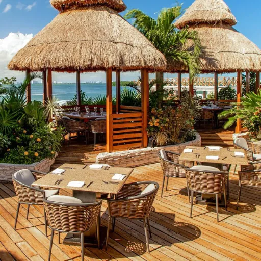 Freds House — Seafood restaurant in Cancún