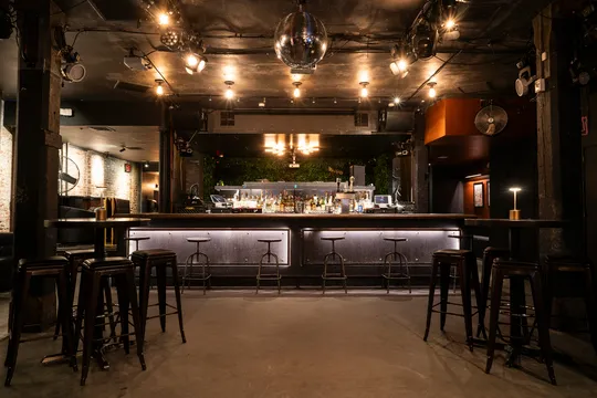 G Lounge — Lounge restaurant in New York