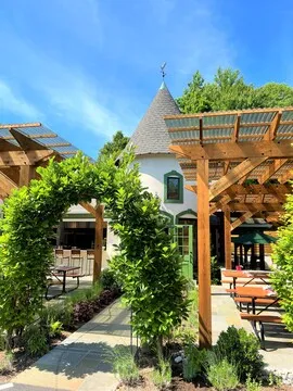 Garten — European-American restaurant in Severna Park