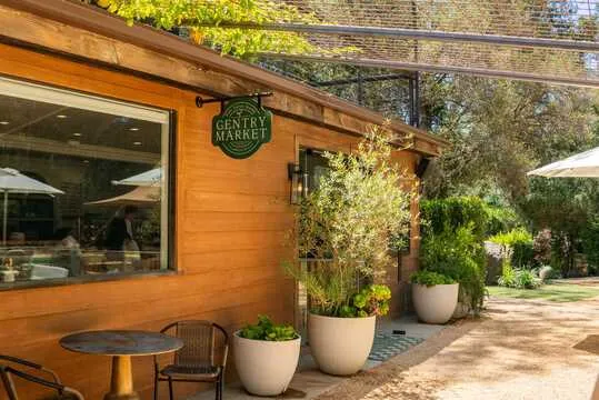 GENTRY MARKET at Calamigos Ranch — New American restaurant in Malibu