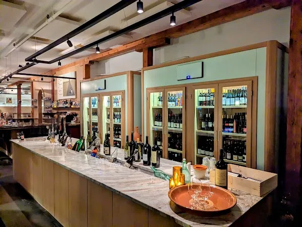 Gia Vin & Grill — Italian restaurant in Montréal