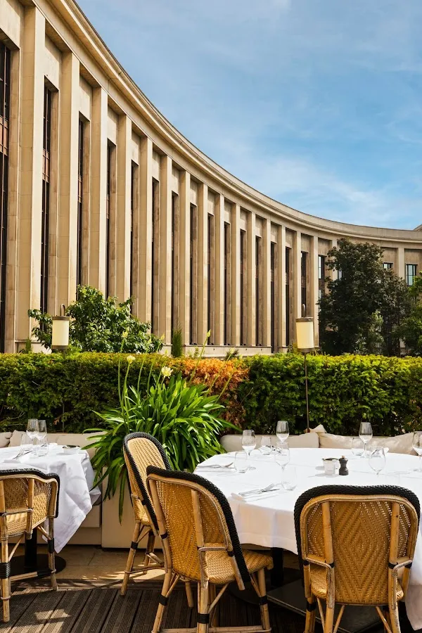 Girafe — Seahouse restaurant in Paris