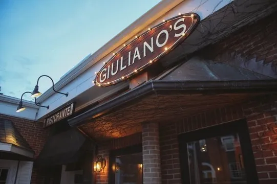 Giuliano's Pizza — Italian restaurant in Hinsdale