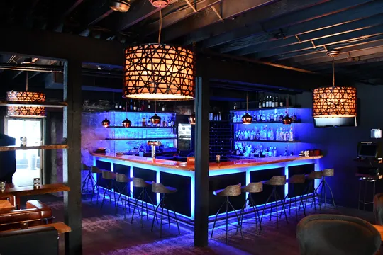 Glass - Wine.Bar.Kitchen — American restaurant in Hawley