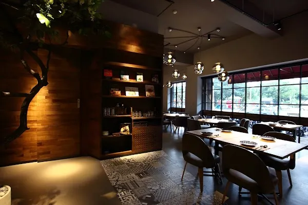 Go eat Tapas Dining BAR — Spanish restaurant in Hsinchu City