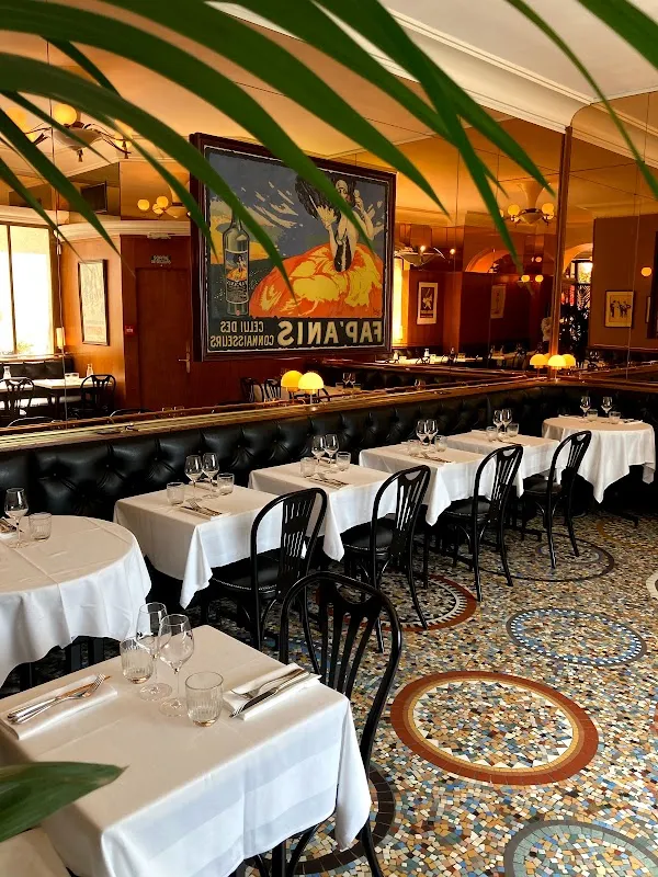 Grande brasserie — French restaurant in Paris