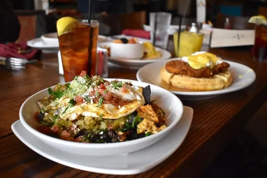 Green Hills Grille — American restaurant in Nashville
