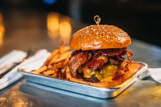 Green Rock Tap & Grill — American restaurant in Hoboken
