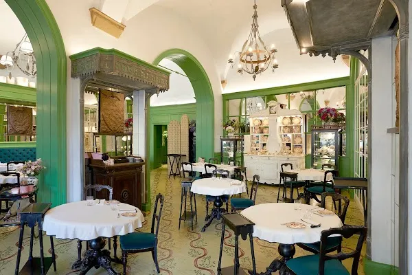 Gucci Osteria Da Massimo Bottura — Italian restaurant in Florence