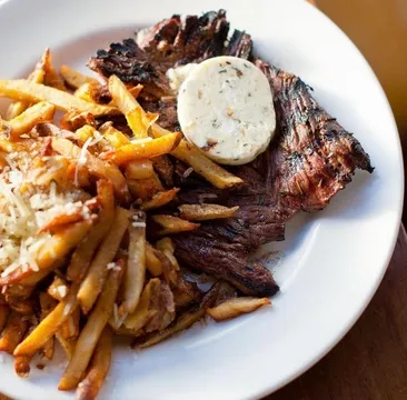 Hamilton Inn — American restaurant in Jersey City