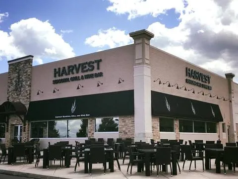 Harvest Seasonal Grill & Wine Bar Montage — American restaurant in Moosic